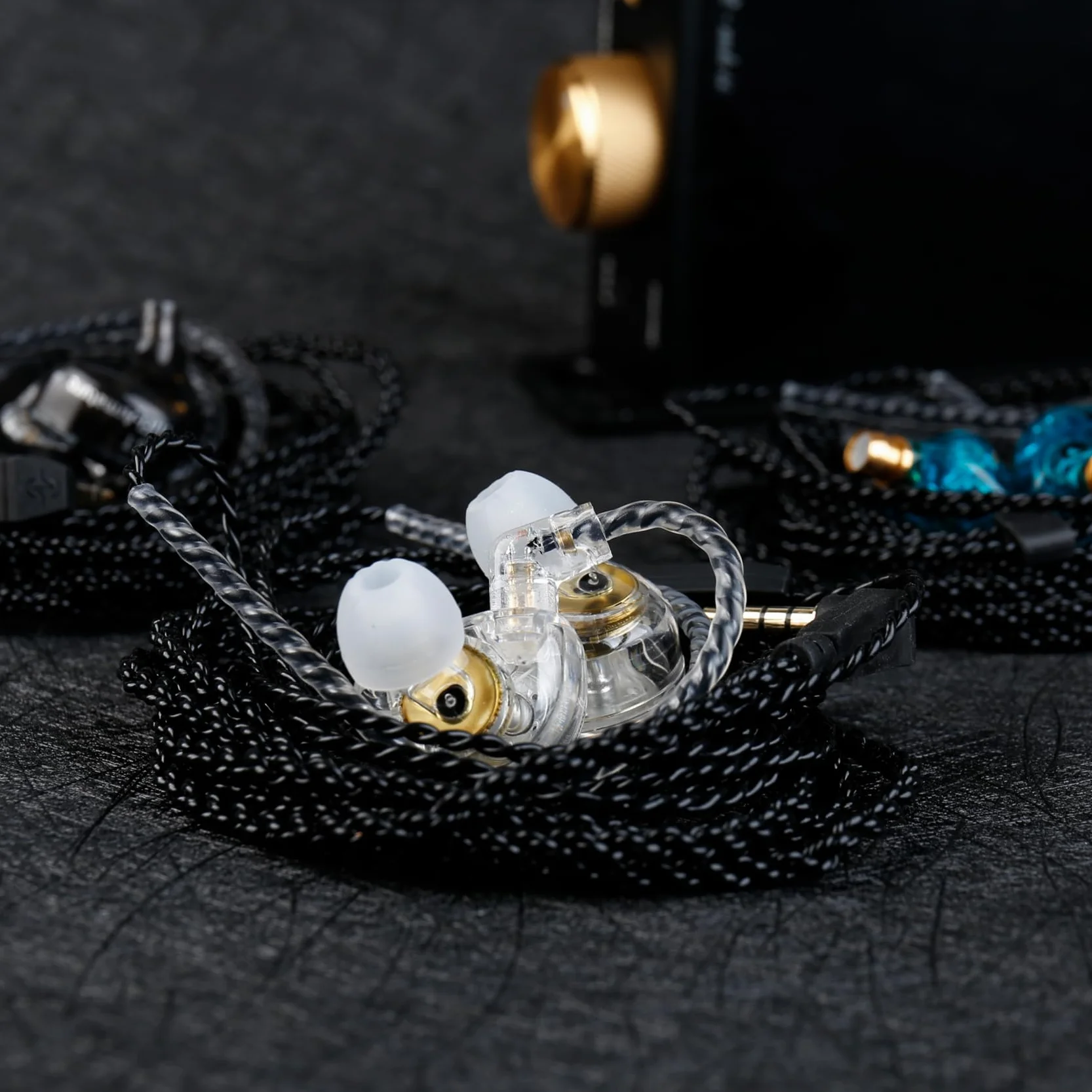 KBEAR Kabel IEM KS1, długość 2 m, CCZ C01 4N OFC, ulepszone zamienne kable douszne do CCZ Melody, DC01 PRO, MC02, DC02, DC03, NC01, KS2, Storm, 2 m, piny TFZ bez mikrofonu, czarny