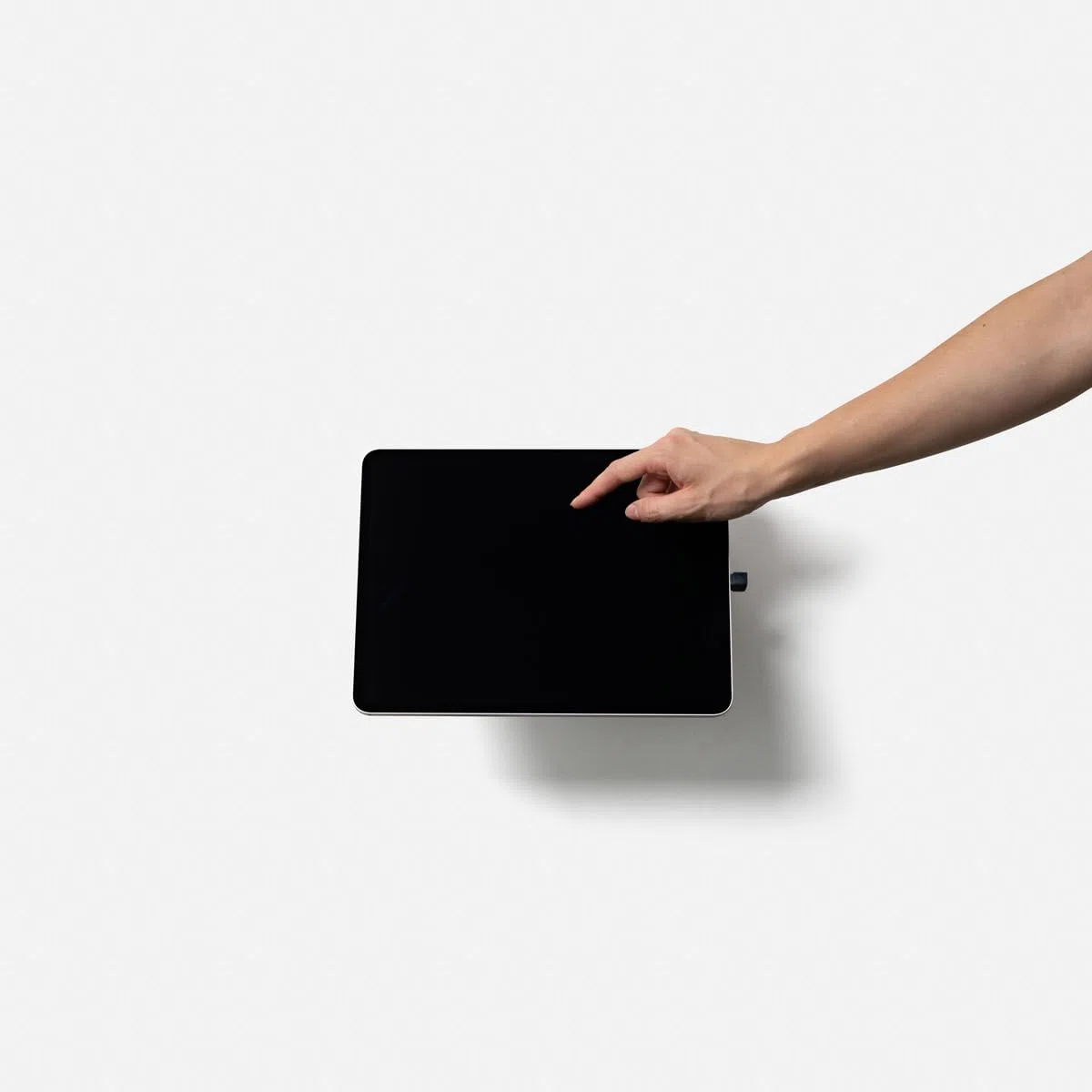 BOUNCEPAD Core Wallmount – bezpieczny uchwyt ścienny, kompatybilny z tabletami i iPadem (czarny)