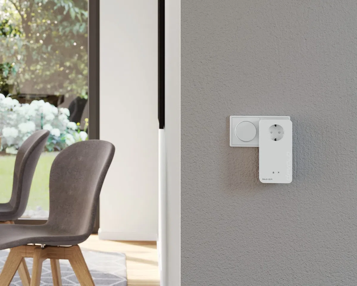 devolo Magic 2 WiFi 5 (ac) Zestaw multiroom: 3x adaptery PowerLine WiFi, gniazdo Gigogne (2400 Mbits, 5x porty Gigabit Ethernet) idealne do pracy i przesyłania strumieniowego, wtyczka francuska