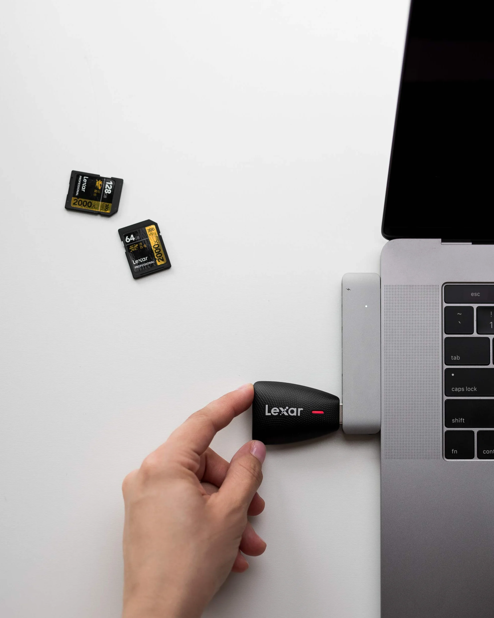 Lexar Multi-Card 2 w 1 USB 3.1 Czytnik, do 312 MB/s dla Karty SD UHS-I UHS-II i Karty Micro SD, Kompatybilny z USB 3.0/2.0 (LRW450UBAMZN)