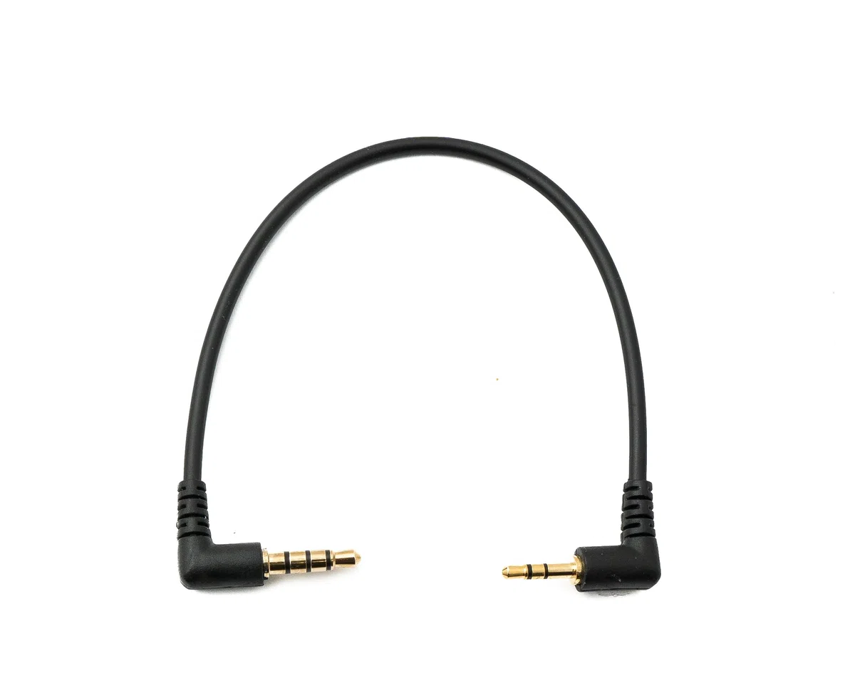 System-S Kabel audio 15 cm 2,5 mm wtyczka jack do 3,5 mm wtyczka kątowa AUX adapter czarny