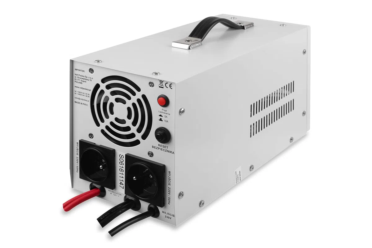 Zasilacz awaryjny SINUS PRO 1000 E 12/230V (700/1000W)