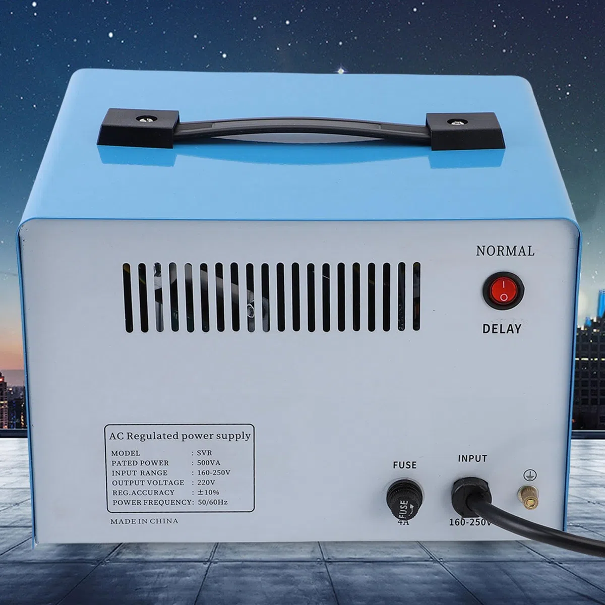 aqxreight Stabilizator Napięcia 500 W Jednofazowy Automatyczny Regulator Napięcia dla Elektroniki Przetwornica SVR-500VA z wtyczką EU Chroni Urządzenia Przed Wahaniami Zasilania (Wtyczka UE 160-250 V)