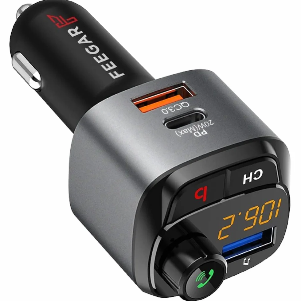 Feegar Q100 Pro Transmiter FM Bluetooth 5.0 zestaw głośnomówiący QC3.0 MP3 LED Ładowarka samochodowa USB 38W Mikrofon HD Przycisk B (Bass Boost Surround Effect) Typ C PD 3.0 / 4.0 Siri Assistant Pokazuje stan napięcie w aucie