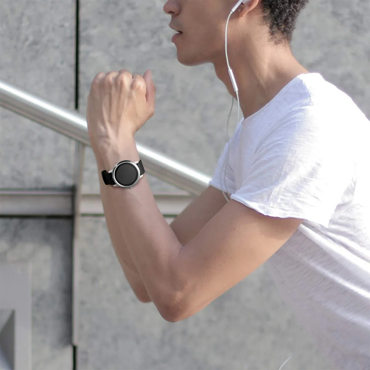 Vobafe Pasek 20 mm, kompatybilny z Garmin Vivoactive 3, miękki silikonowy pasek, zastępcza opaska do Garmin Vivoactive 3 Music / Venu / Vivomove 3 / Luxe / Style / HR / Forerunner 245 / 645 Music, czarny