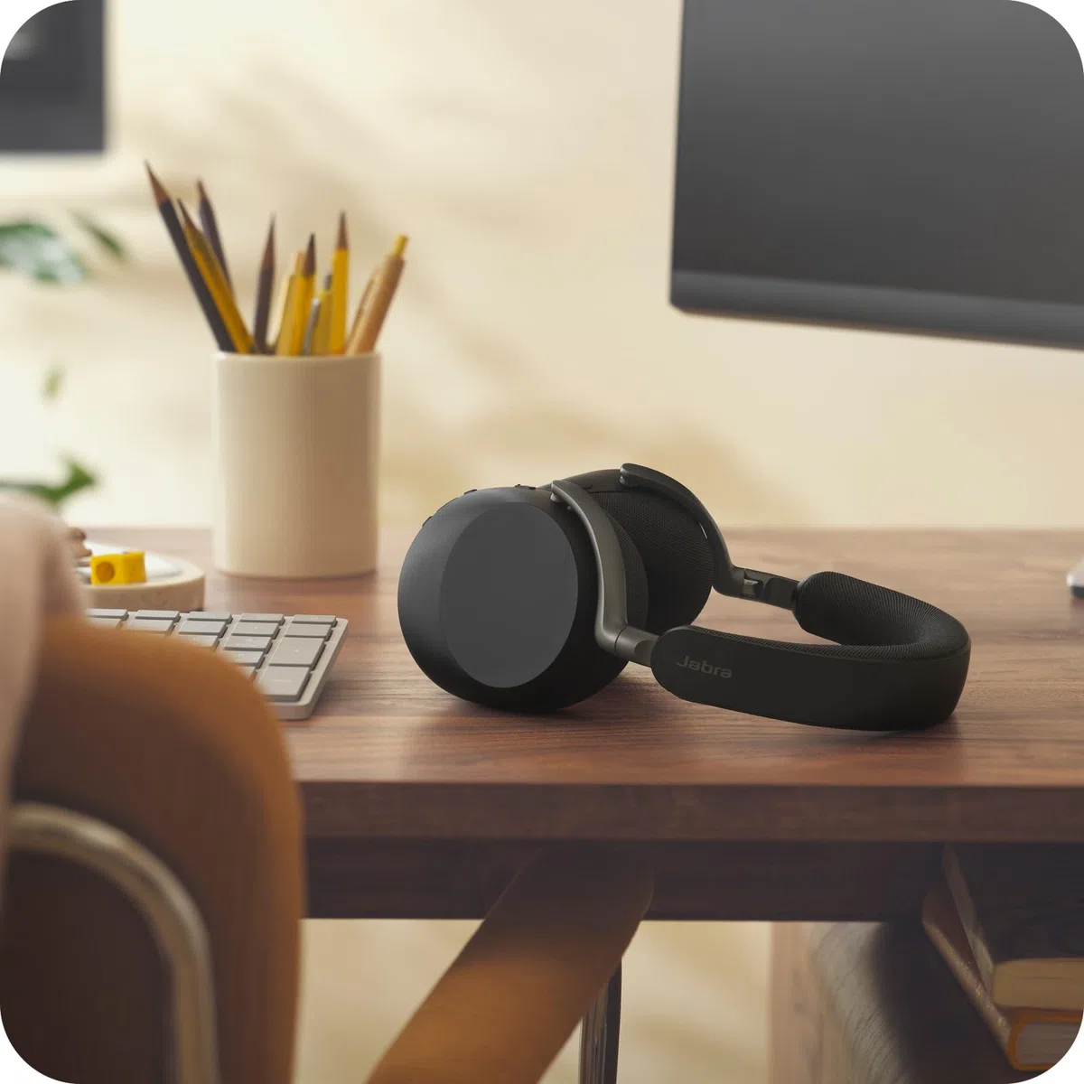 Jabra Evolve3 85 Bezprzewodowy Zestaw Słuchawkowy Bluetooth Nauszny, Czarny | Z Mikrofonem do Pracy, USB-C, AI Połączenia, Adaptacyjna Aktywna Redukcja Szumów, 25h Bateria, do Aplikacji Meetingowych