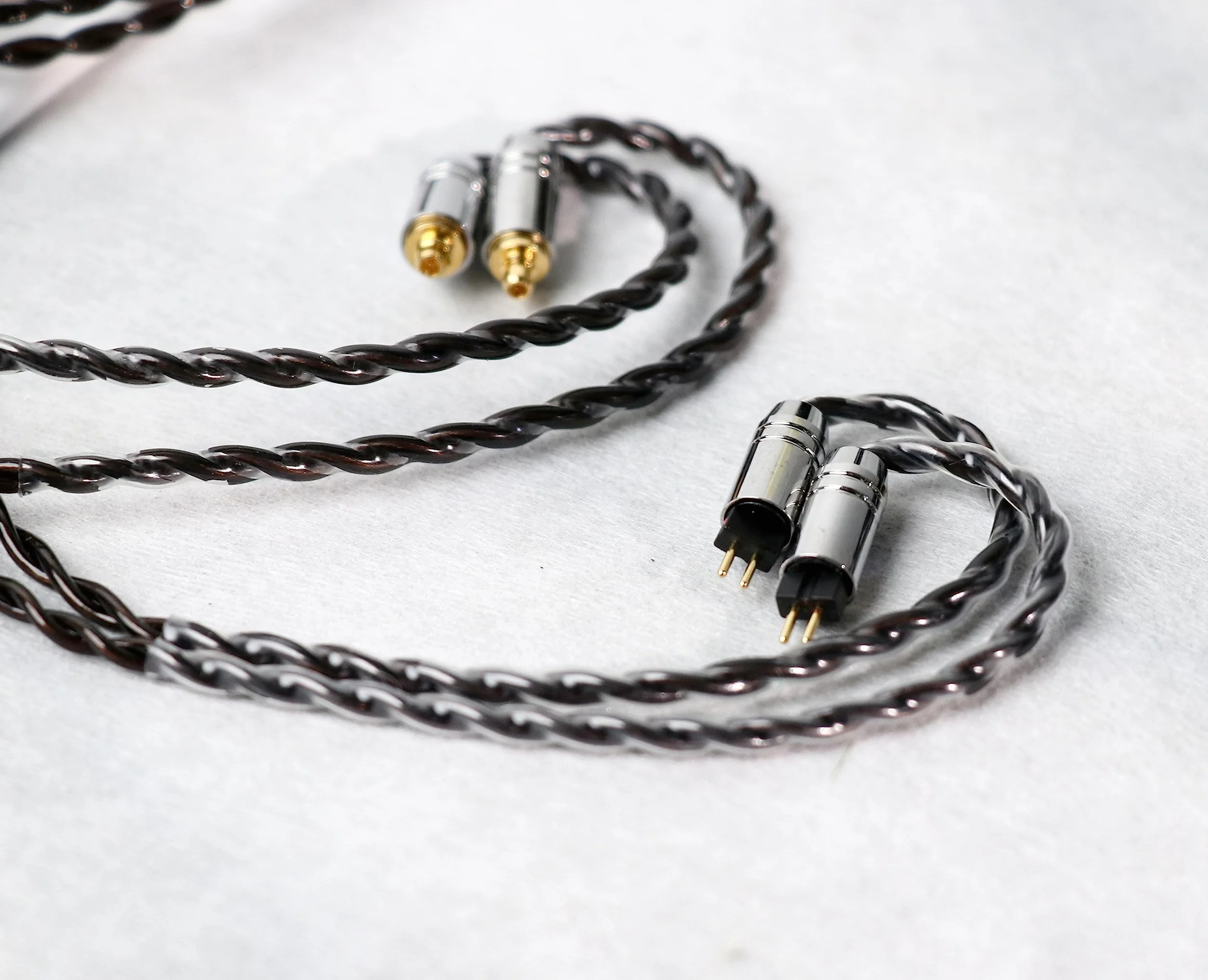Linsoul Tripowin Mirage Kabel IEM, 30AWG OCC 4N HiFi IEM, ulepszony kabel zastępczy, z gniazdem audio 3,5 mm do monitora dousznego, audiofilskiego muzyka (2-pinowy, 0,78 mm)