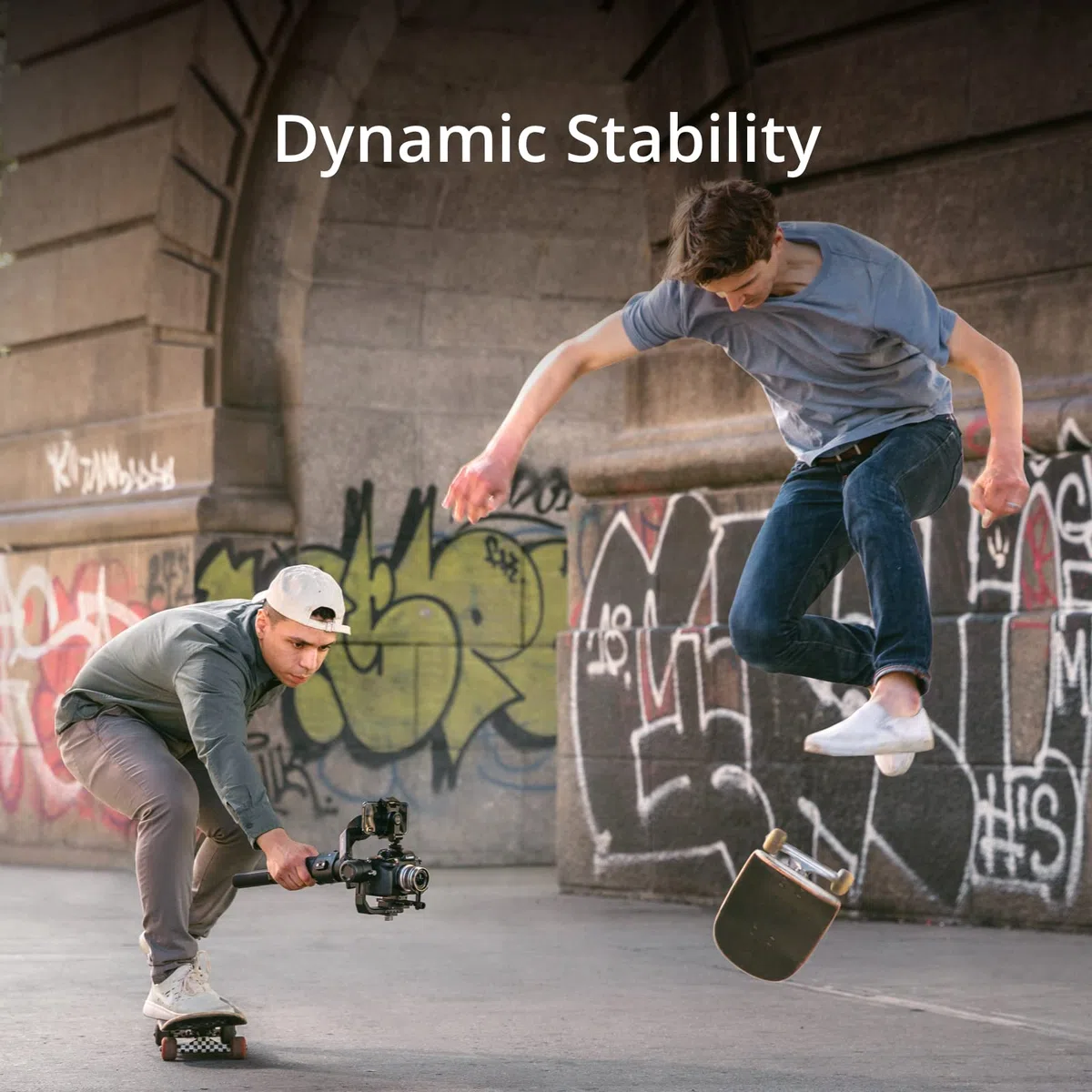 DJI Ronin-SC gimbal jednoręczny uchwyt do bezlusterkowych systemów aparatów, oś nieprześwitująca, czas pracy baterii 11 godzin, kompatybilny z Sony, Panasonic, Lumix, Nikon i aparatami Canon