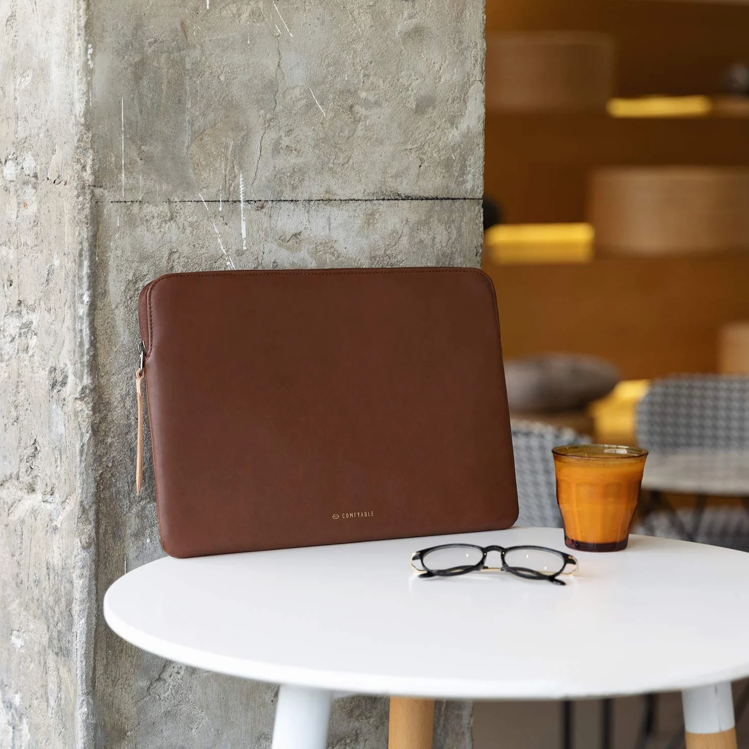 Comfyable etui na tablet kompatybilne z iPad Air 11 cali M4 2026, iPad Pro 11 cali M5, Smart/Magic Keyboard, uchwyt na rysik, wodoodporne etui PU, brązowy