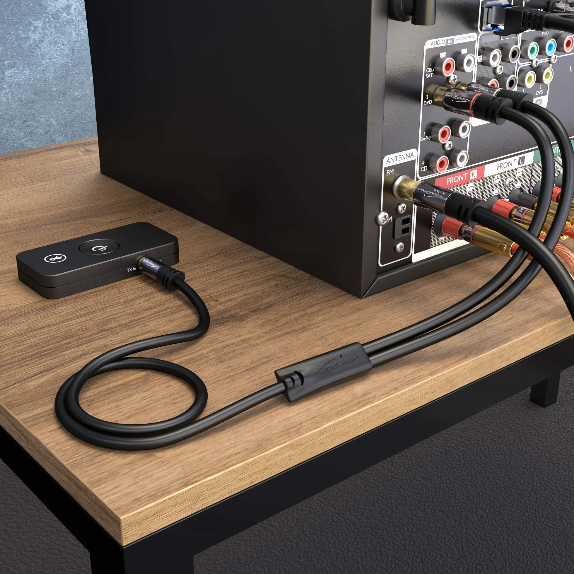 KabelDirekt – Adapter kabelkowy Cinch na Jack 3,5 mm – 2 m – Wielofunkcyjny kabel audio Plug-and-Play (AUX/3,5 mm do 2x Cinch/RCA do podłączenia smartfona, tabletu, kina domowego, telewizora)