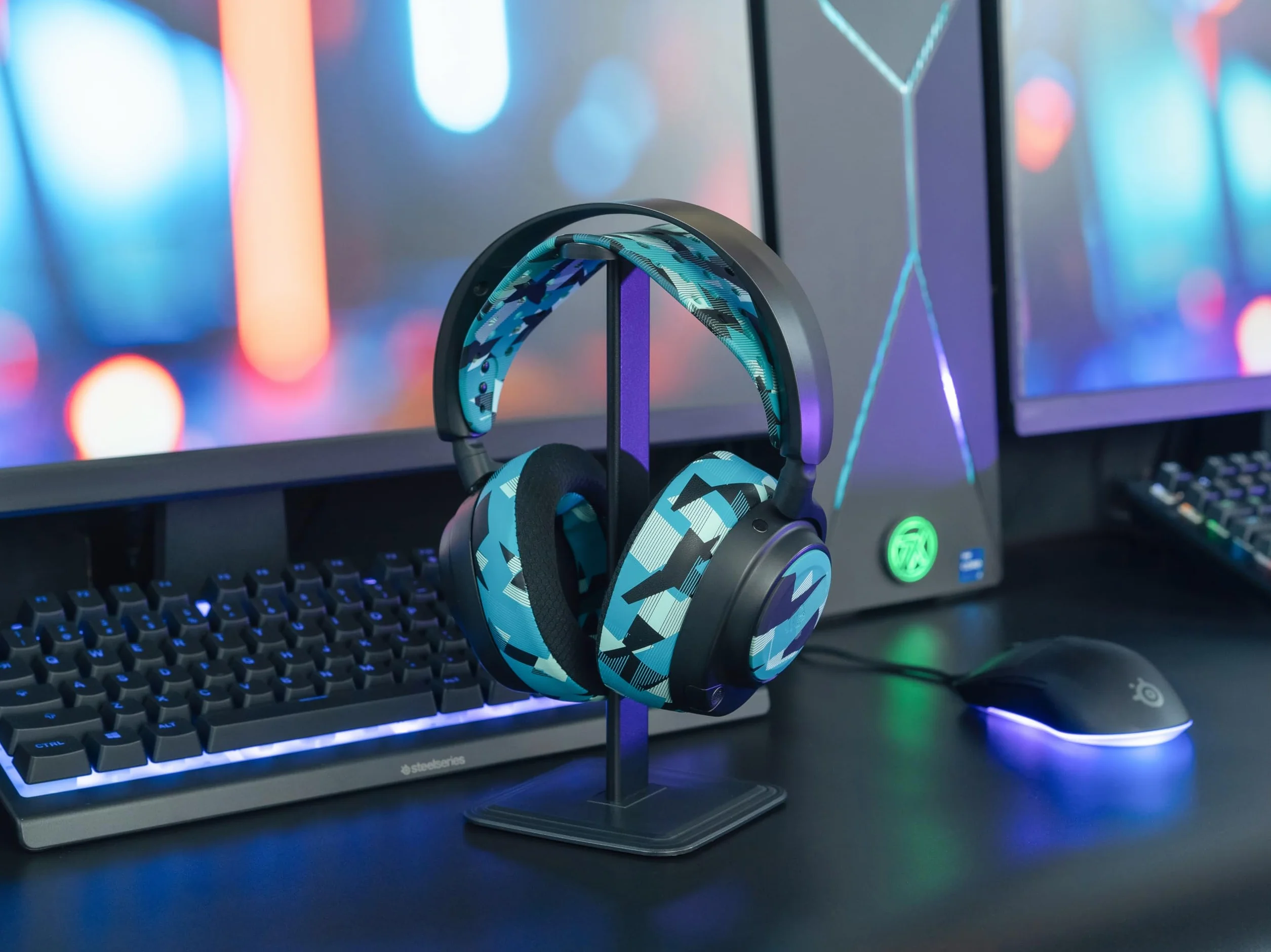 WC HeadbandZ Arctis Nova V2 - ulepszony szeroki silikonowy pałąk kompatybilny ze słuchawkami Arctis Nova firmy Wicked Cushions | Szersza konstrukcja rozkładająca ciężar | Cyan Prism