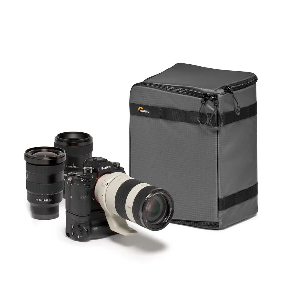 Lowepro GearUp PRO Bardzo duże II pudełko na aparat fotograficzny, twarde etui na aparat bezlusterkowy i odblaskowy, etui z regulowanymi przegrodami na plecak na aparat, torba na aparat, szara