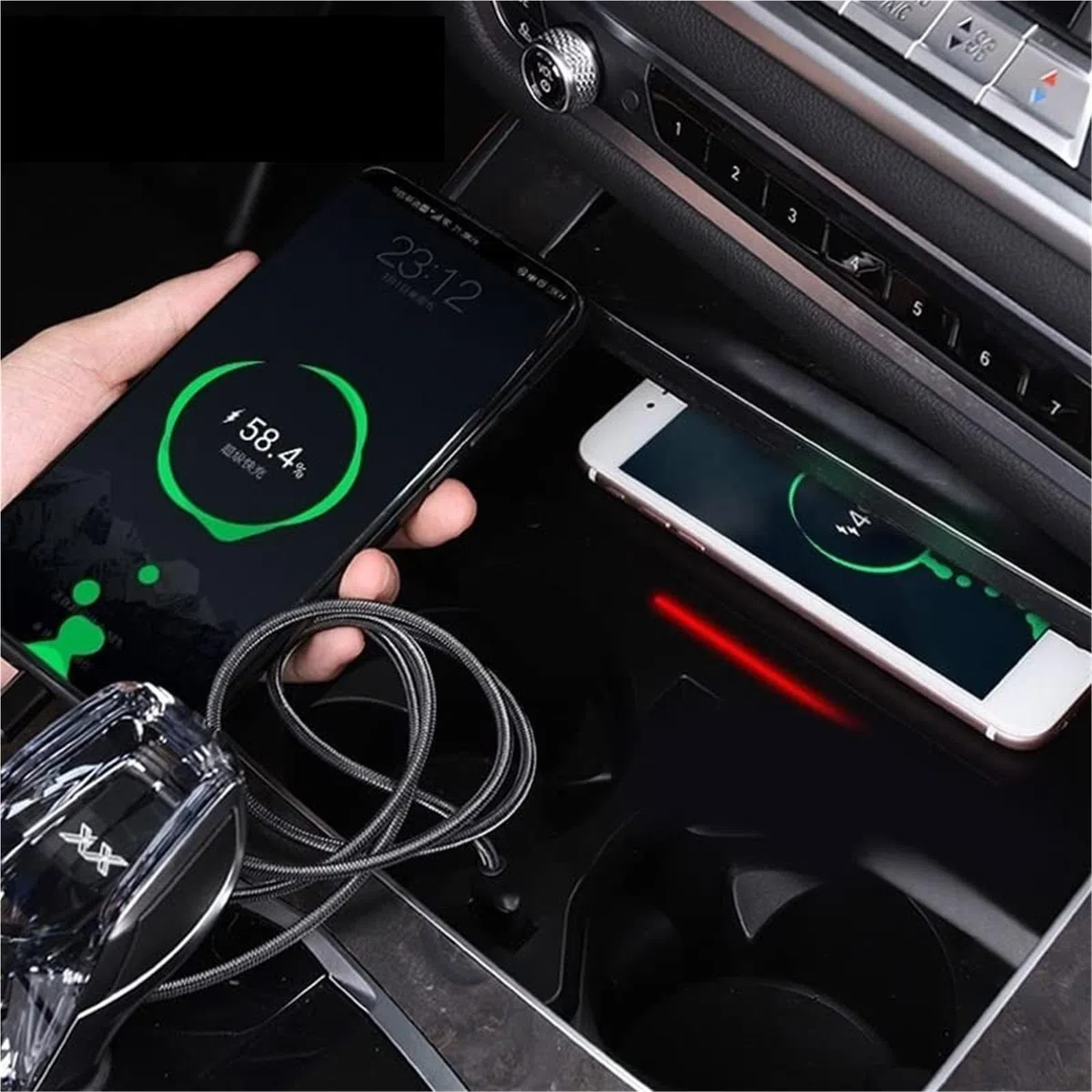 Ładowarka bezprzewodowa Vtear Car QI, do akcesoriów X5 G05 X6 Modyfikacja wnętrza 15 W Szybka płytka ładująca telefon 2019 2020 2021 Bezprzewodowa ładowarka samochodowa