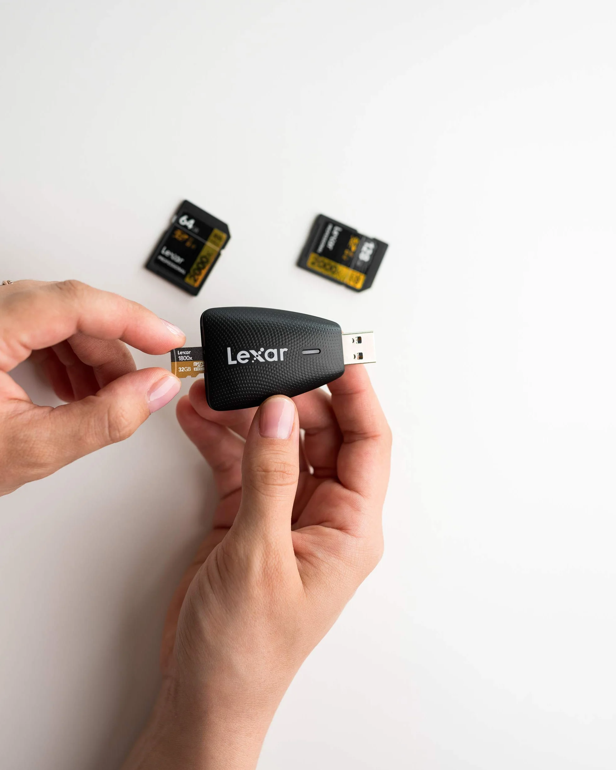 Lexar Multi-Card 2 w 1 USB 3.1 Czytnik, do 312 MB/s dla Karty SD UHS-I UHS-II i Karty Micro SD, Kompatybilny z USB 3.0/2.0 (LRW450UBAMZN)