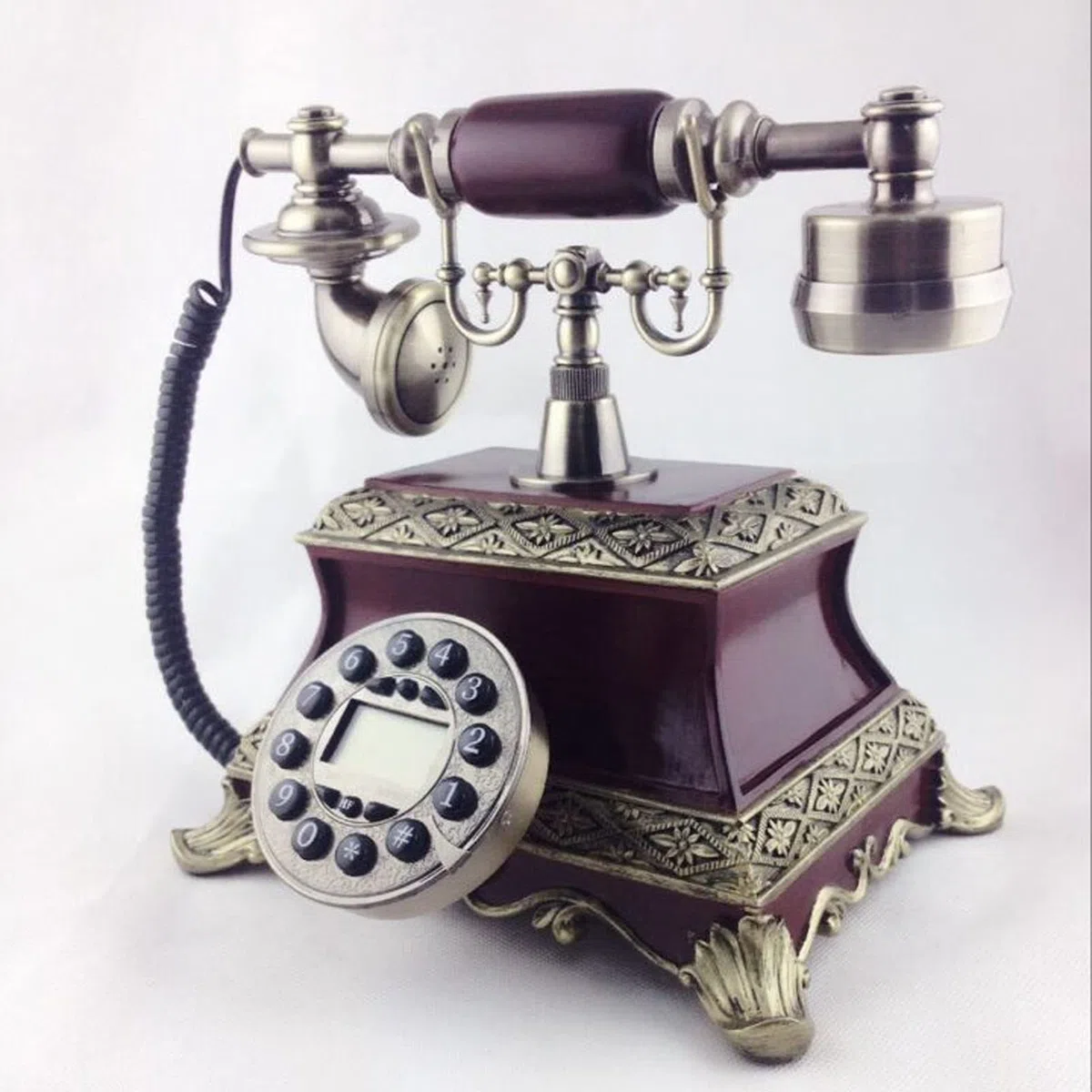 Telefon Styl europejski Dekoracja Sypialnia Dom Retro Telefon Dekoracyjny Telefon Stacjonarny Replika Antyczny Telefon Retro Dom Telefon Domowy Telefon Dekoracyjny(Bruin)