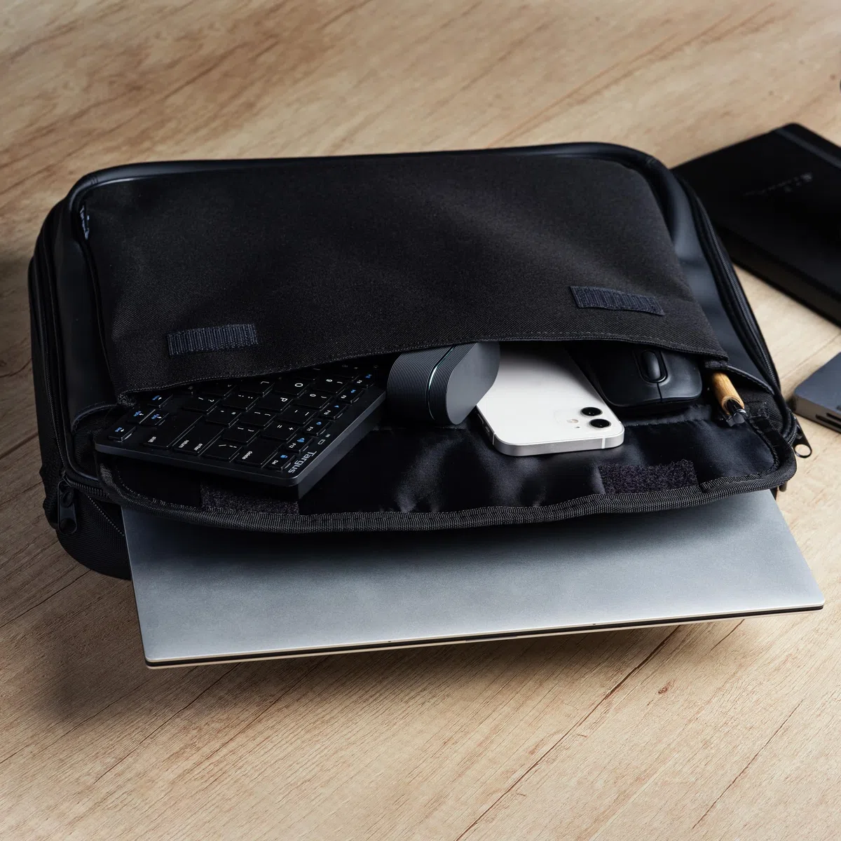 Targus Notebook Case TAR300 15,6", Torba Na Laptopa, Czarny