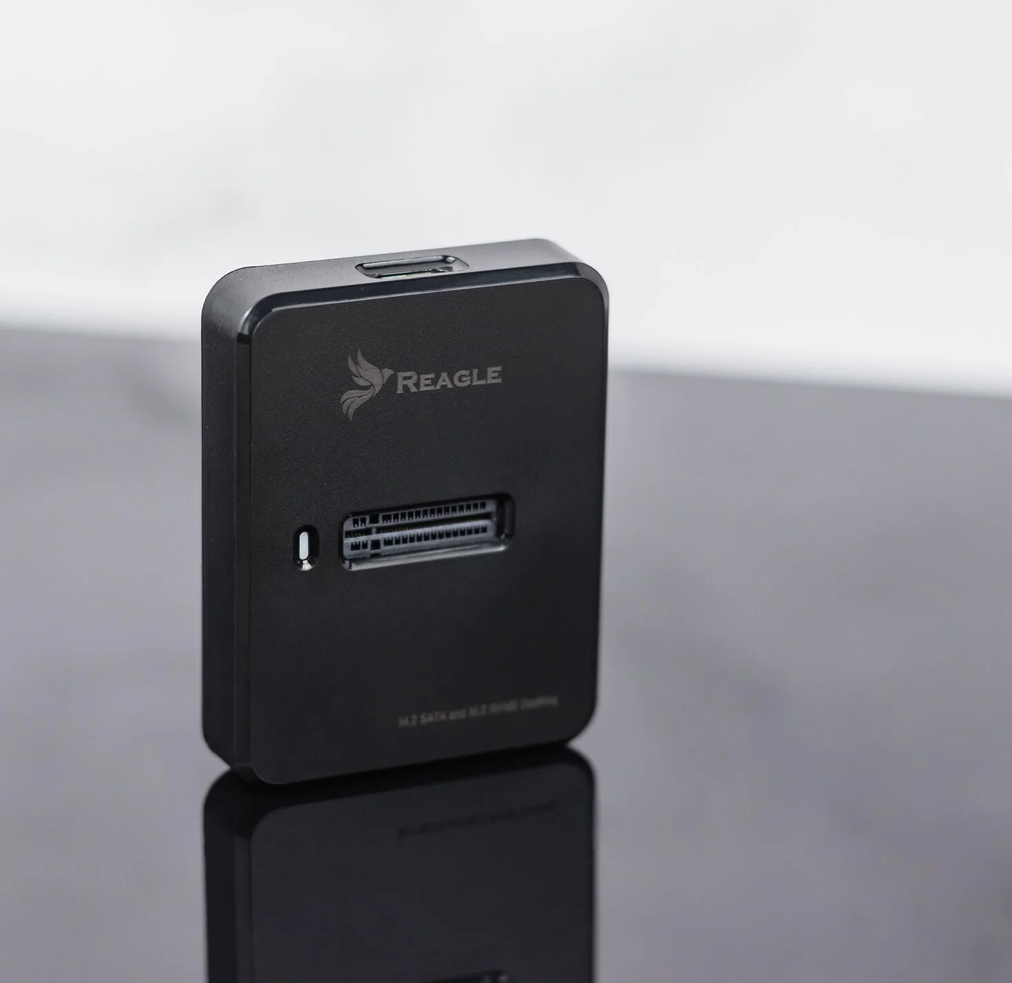 Reagle Adapter SSD M.2 NVMe SATA USB C 3.2 Gen 2 10Gbps, Stacja Dokująca do Dysków M2 M Key B+M Key 2230 2242 2260 2280, Montaż Bez Narzędzi, Plug & Play, do 2TB Kieszeń