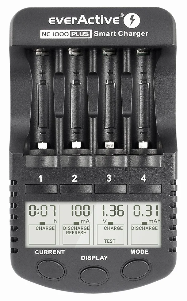 everActive Ładowarka do 4 akumulatorów AAA AA, profesjonalna i szybka, wyświetlacz LCD, test pojemności, adapter samochodowy, model: NC-1000 Plus, czarna, NC1000Plus