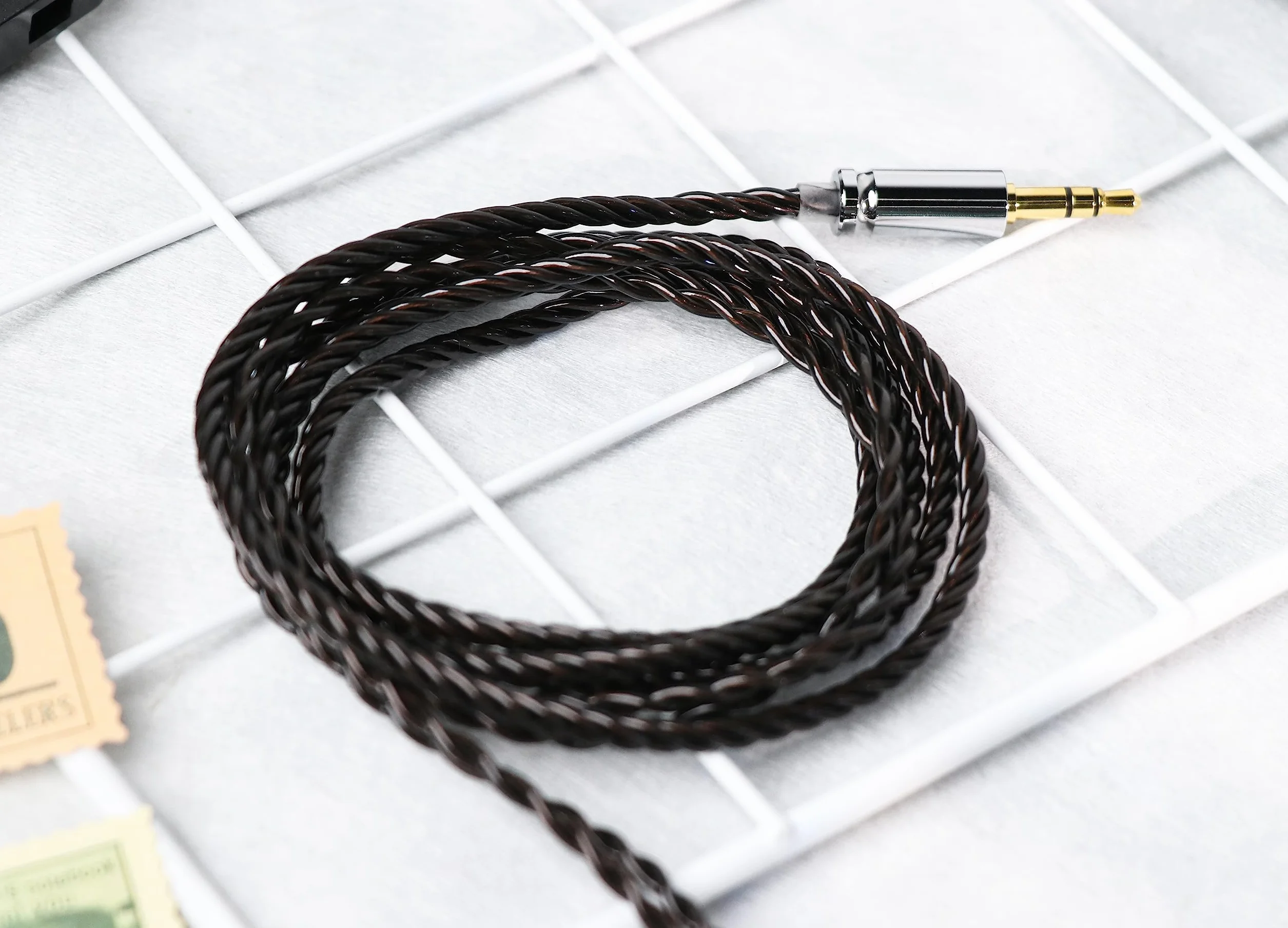 Linsoul Tripowin Mirage Kabel IEM, 30AWG OCC 4N HiFi IEM, ulepszony kabel zastępczy, z gniazdem audio 3,5 mm do monitora dousznego, audiofilskiego muzyka (2-pinowy, 0,78 mm)