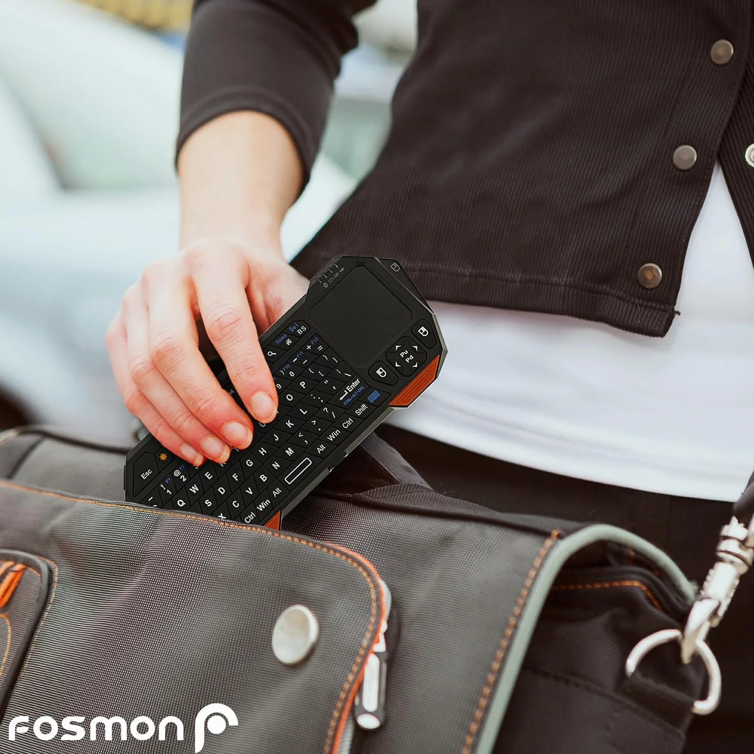 Fosmon Mini Klawiatura Bluetooth z Panelem Dotykowym (QWERTY) Ładowanie USB-C - Do Smart TV, Android TV Box, Fire Stick, PS5, Gamingowy, Smartfon, Tablet, HTPC/IPTV, okularami VR