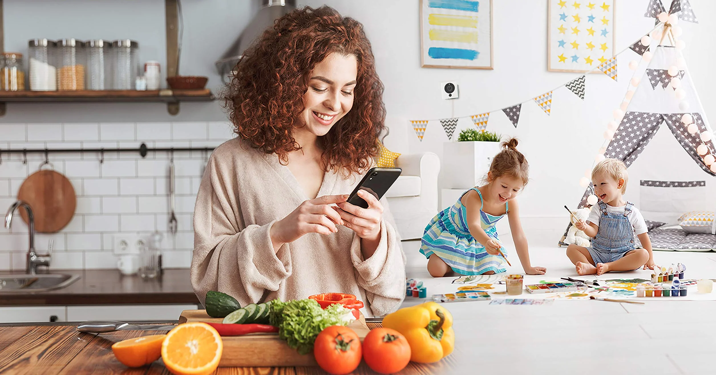 Neos SmartCam kamera bezpieczeństwa Wi-Fi SmartHome, współpracuje z Alexa, wideo HD 1080P, noktowizor, 2-drożny dźwięk, bezpłatne przechowywanie w chmurze, obsługa Wielkiej Brytanii, biała, pojedyncze