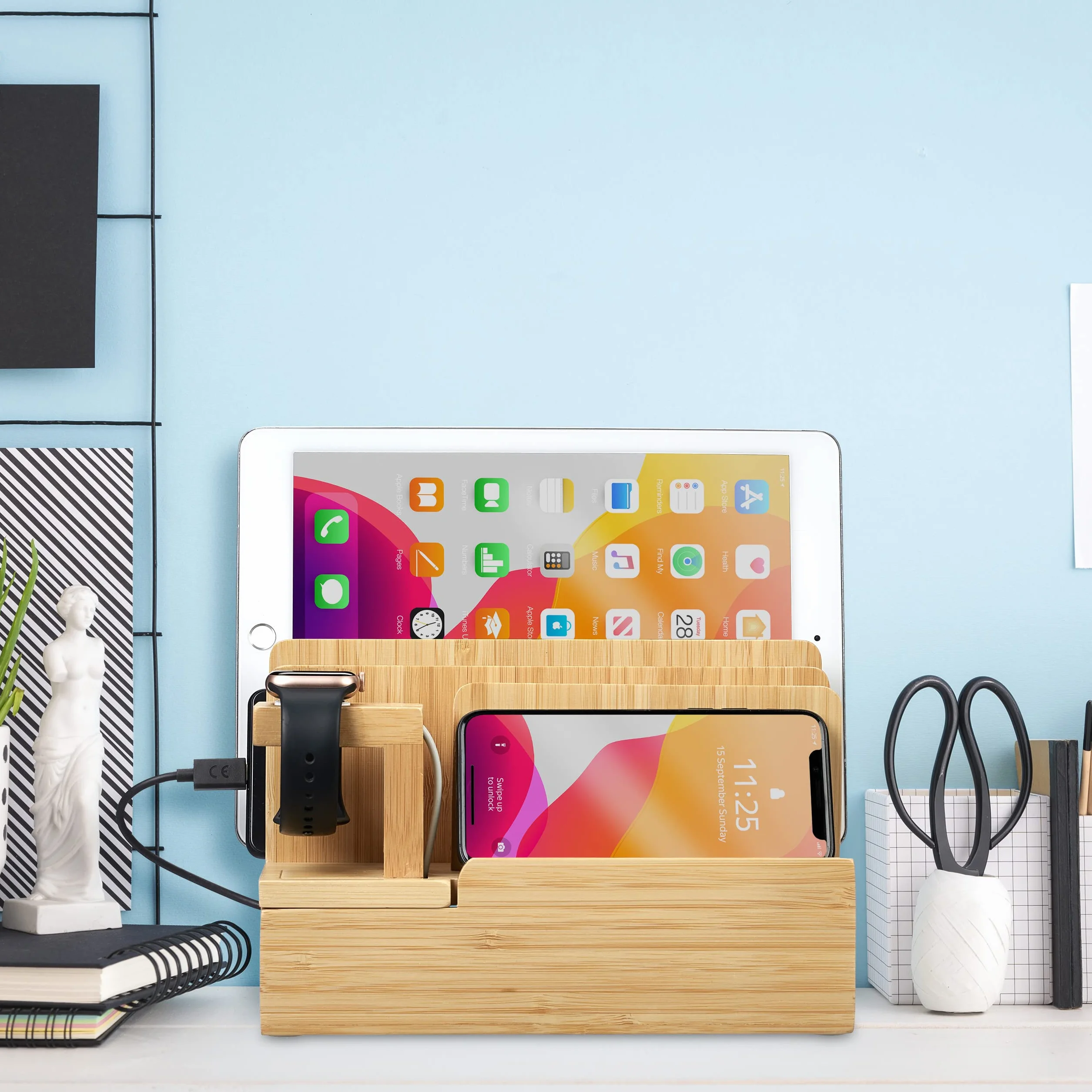 Relaxdays Stacja ładująca bambusowa do Apple Watch 15x21,5x15 cm