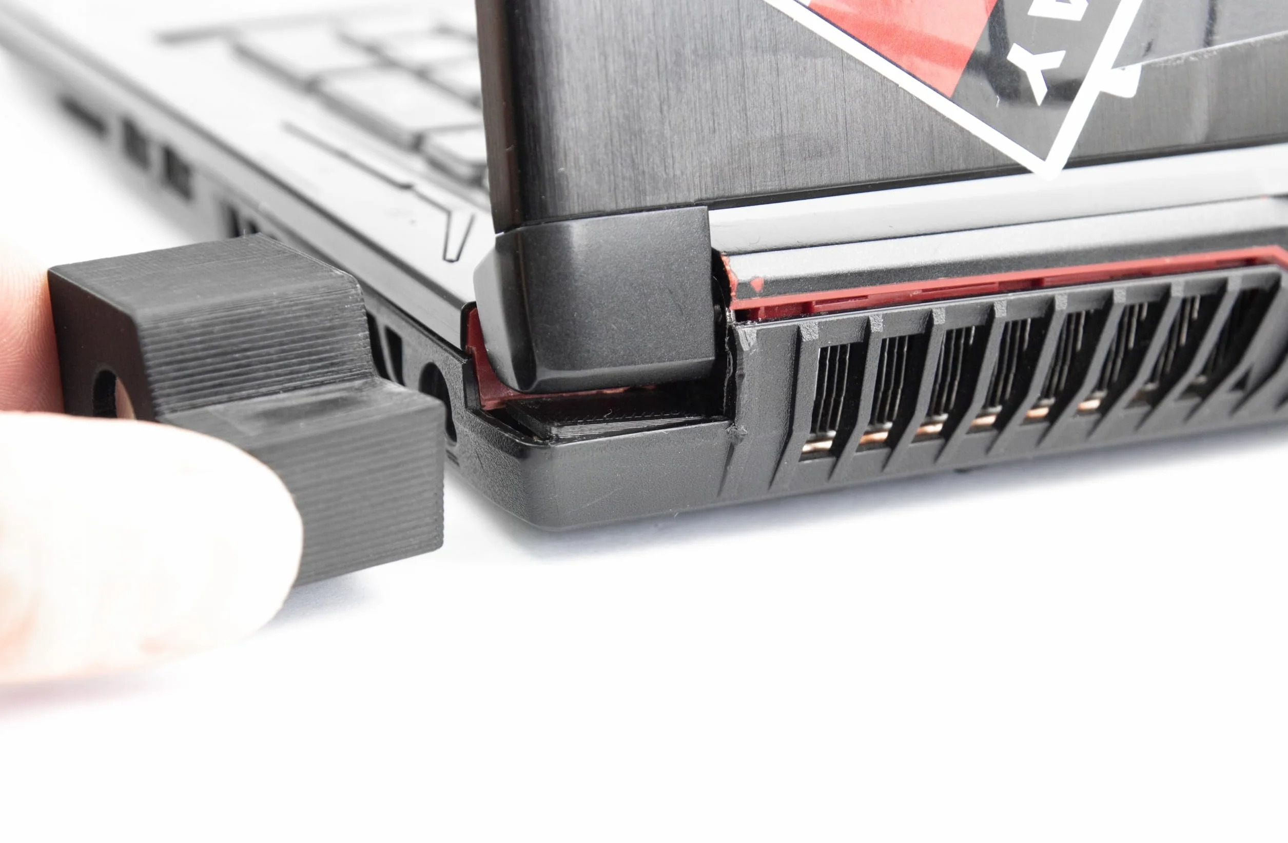 Zestaw naprawczy OBUDOWA KLAPA ZAWIAS MSI GP73 GL73 GE73 GE73VR