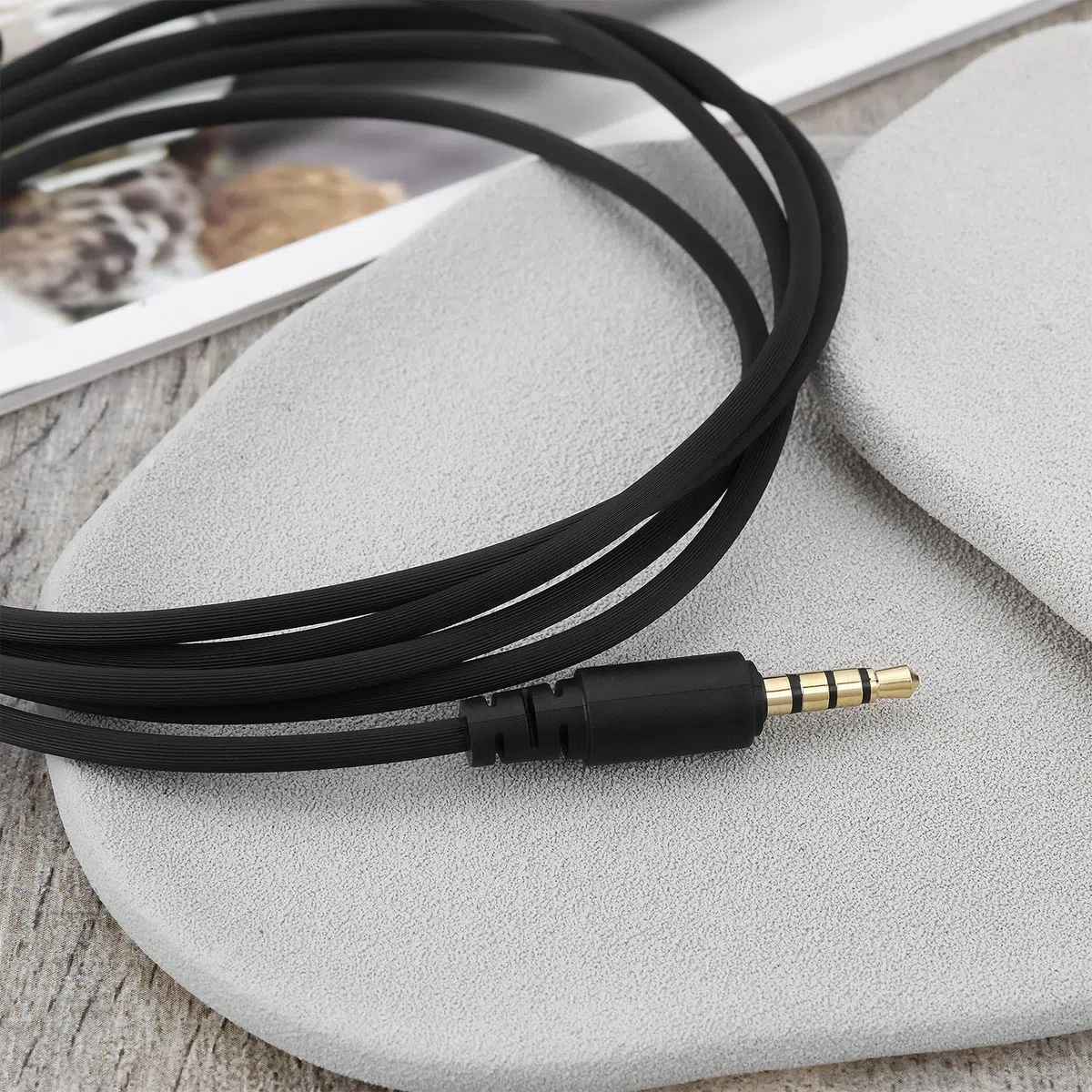 Create idea 1 x wygięty kabel audio 3,5 mm do gniazda 3,5 mm, kompatybilny z Razer BlackShark V2 Pro, kompatybilny ze słuchawkami do gier Razer Nari Ultimated 7.1 z dźwiękiem przestrzennym