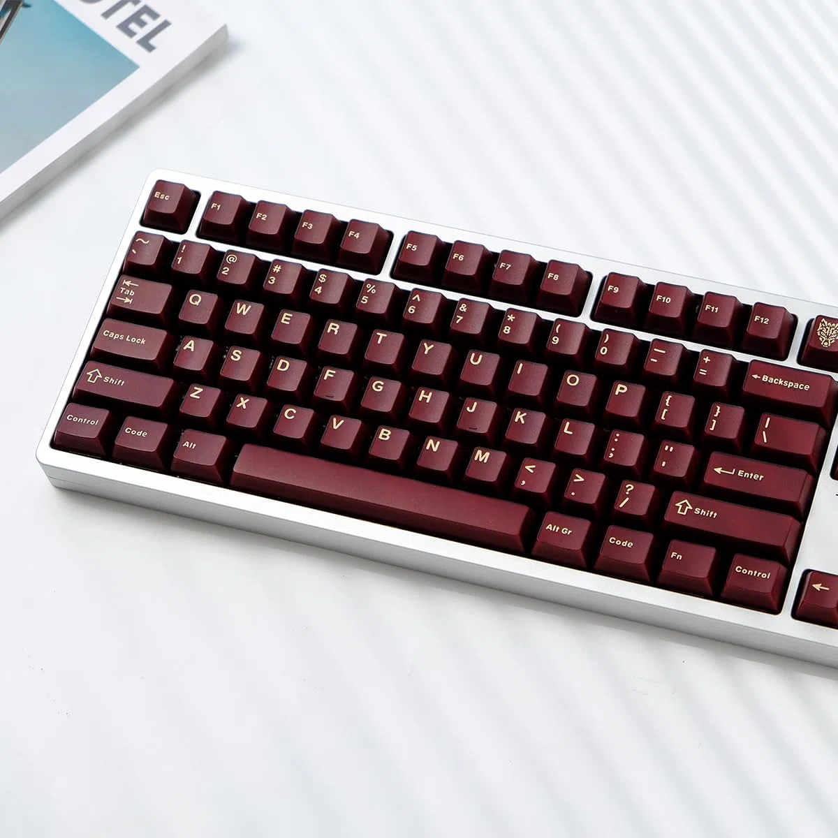 114 klawiszy PBT Doubleshot nasadki klawiszy profil wiśni półprzezroczyste czerwone nasadki na klawisze zestaw pasuje do 60% 65% 75% Cherry Mx przełączników klawiatury mechanicznej