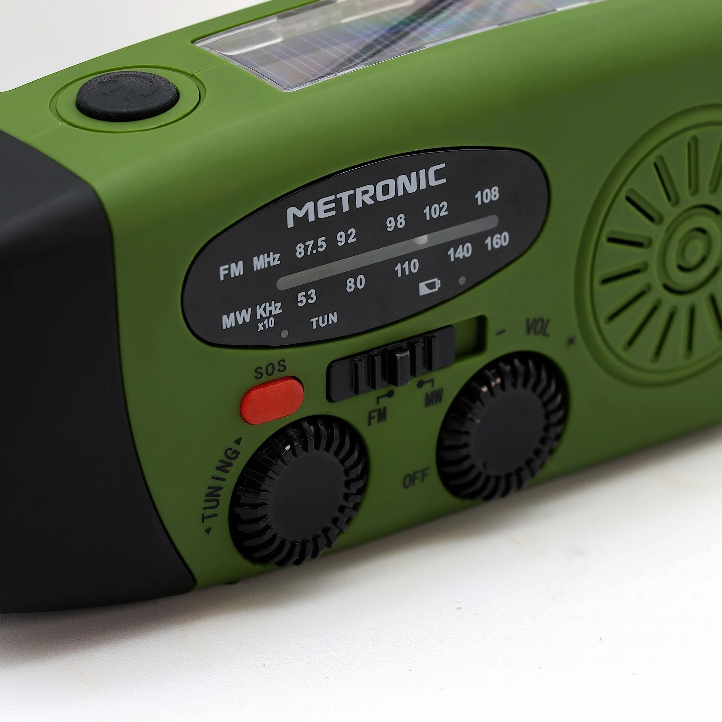 Metronic Radio FM Przenośne Solarne Ładowanie 2000mAh Dynamo - Stanowisko z przyciskiem SOS Awaryjne - Funkcja Latarki LED - Zielony i czarny - 477216