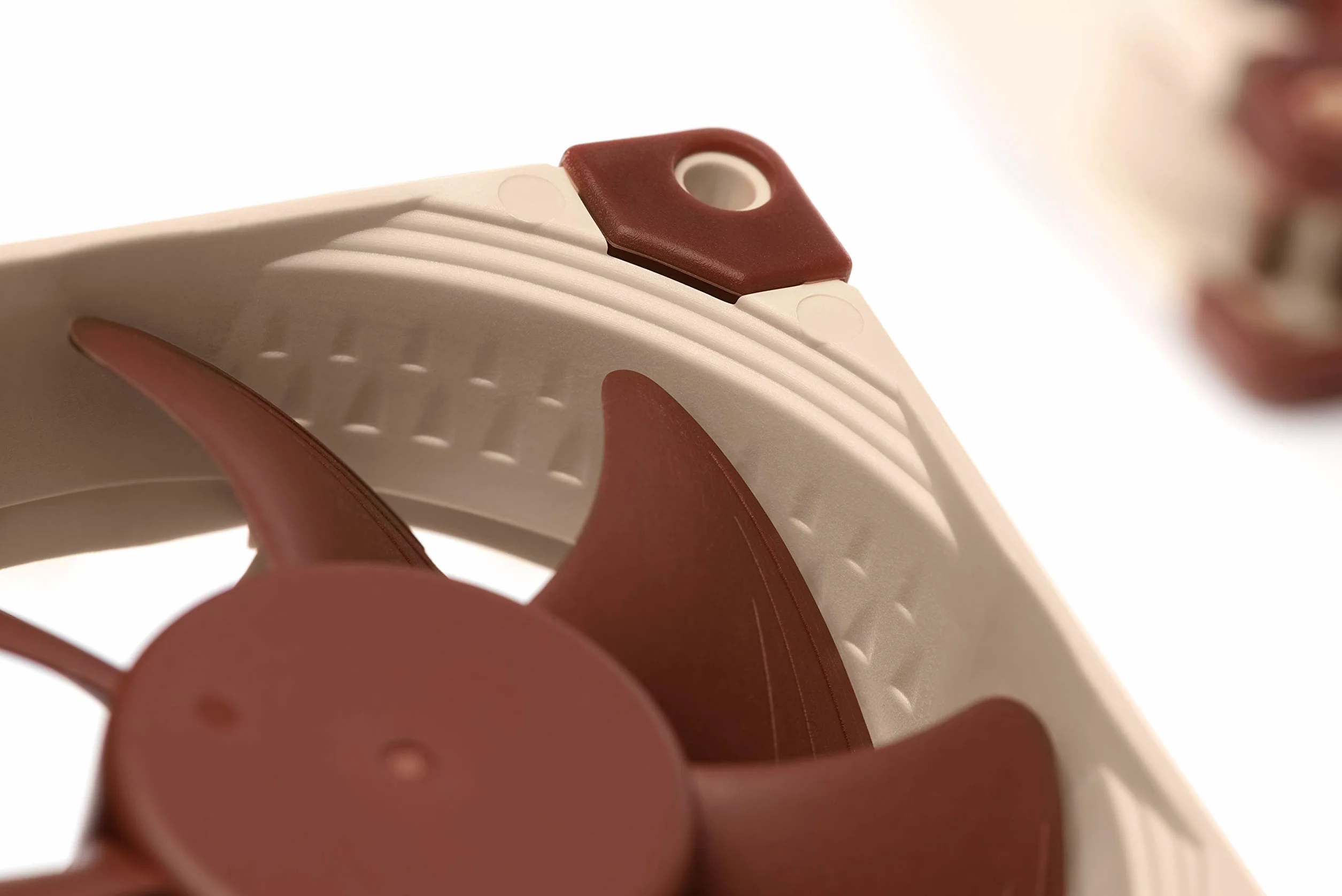 Noctua NF-A8 PWM, Cichy, 4-Pinowy Wentylator Klasy Premium (80 mm, Brązowy)