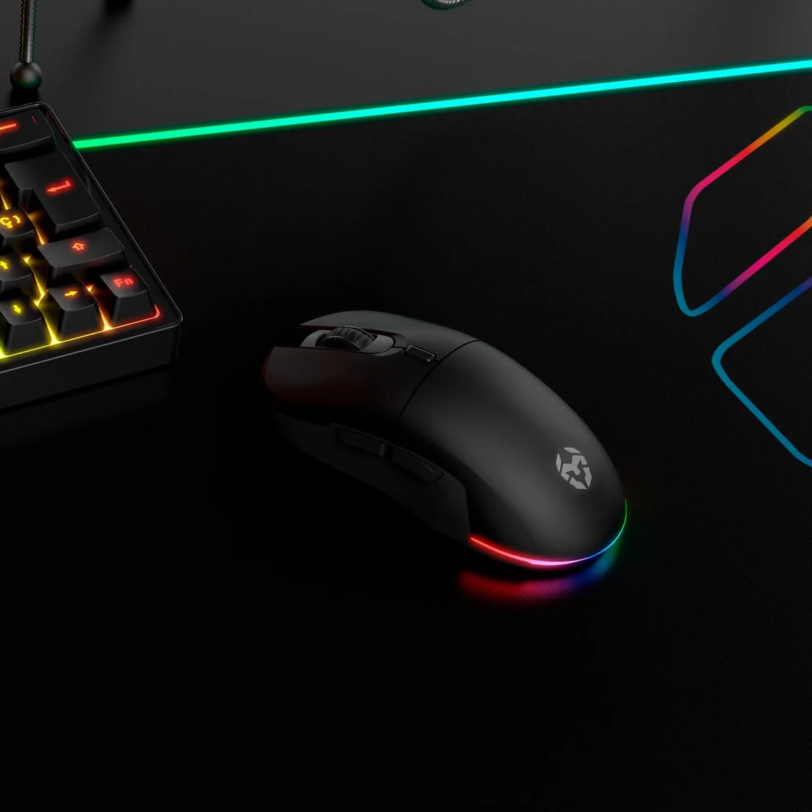 KROM KOMET Bezprzewodowa mysz do gier RGB, czujnik Pixart PMW 3212, 8 przycisków, 5 DPI 2400, 2,4 GHz, czarna