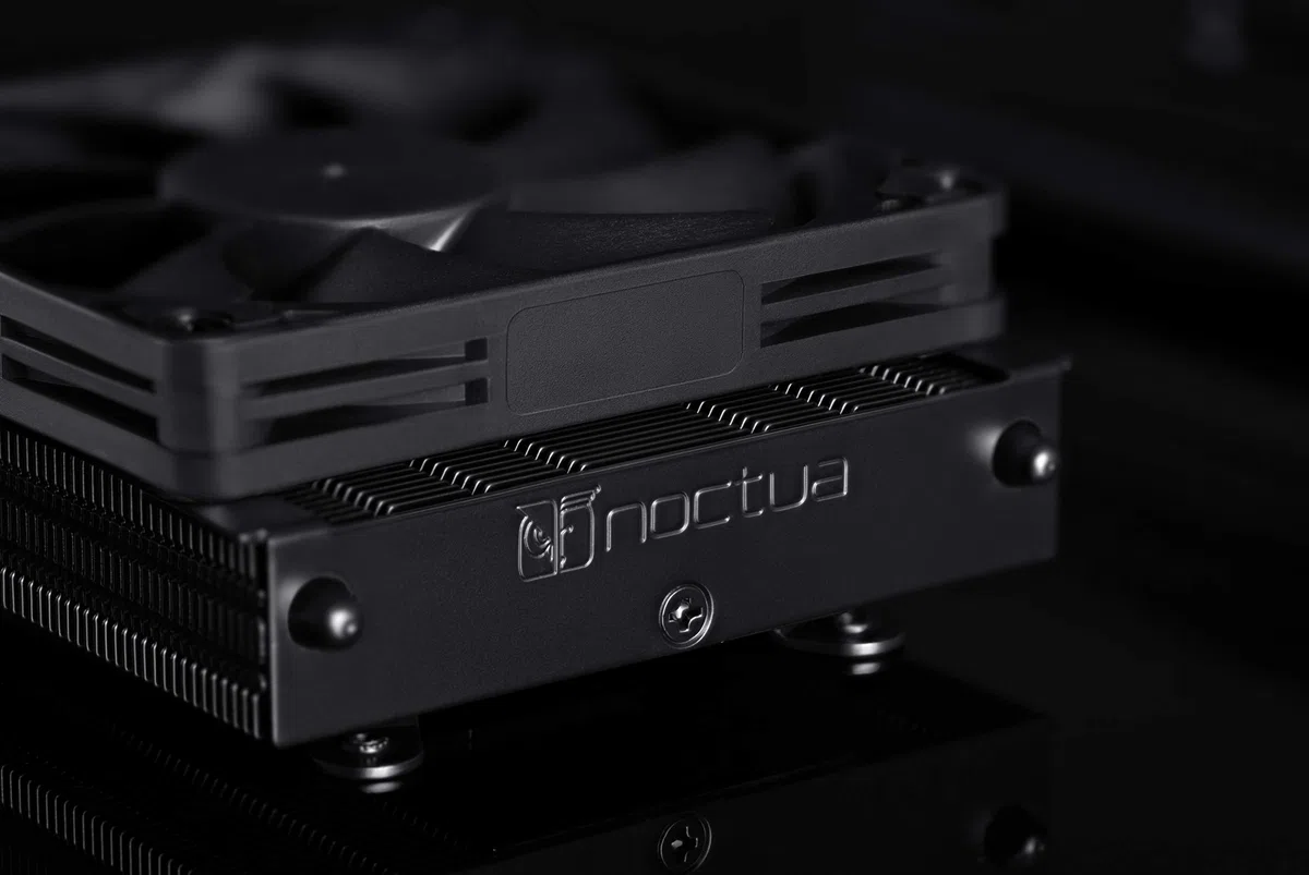 Noctua NH-L9a-AM4 chromax.black, Cooler CPU Low-Profile Klasy Premium dla AMD AM4 (Czarny)