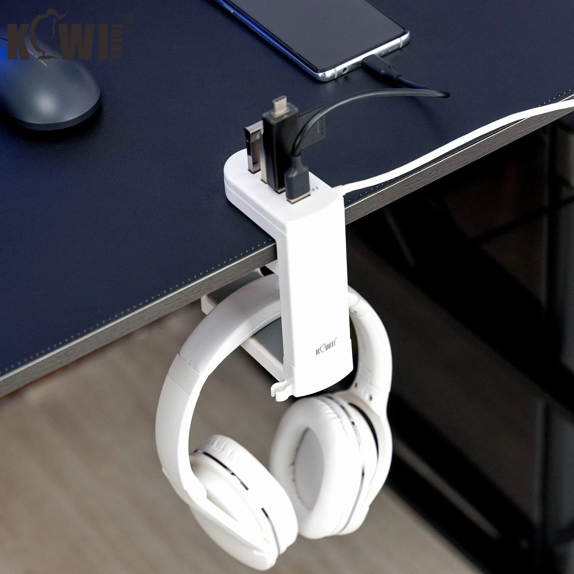 KIWIFOTOS Stojak na słuchawki z obrotowym wieszakiem na słuchawki o 360° + regulowanym zaciskiem sprężynowym, uchwyt na słuchawki do gier na biurko - z USB 3.0 x1 + USB 2.0 x3 - biały