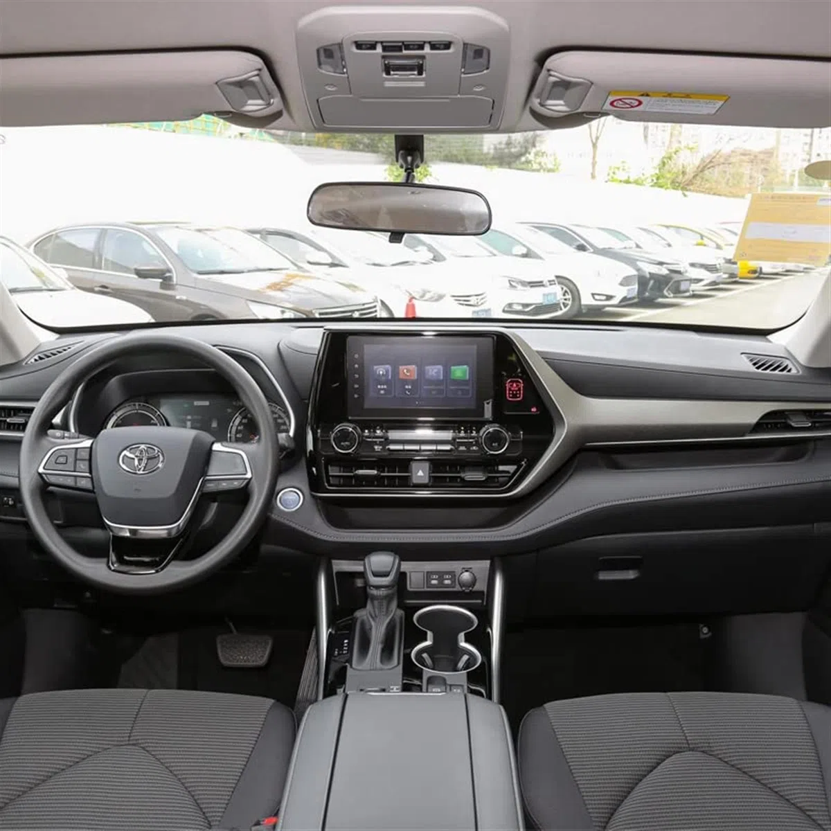 Ładowarka samochodowa 15 W, dla Toyota, Highlander 2022 wnętrze środkowego podłokietnika konwersja akcesoria telefon bezprzewodowy panel ładowania QI Bezprzewodowa ładowarka samochodowa