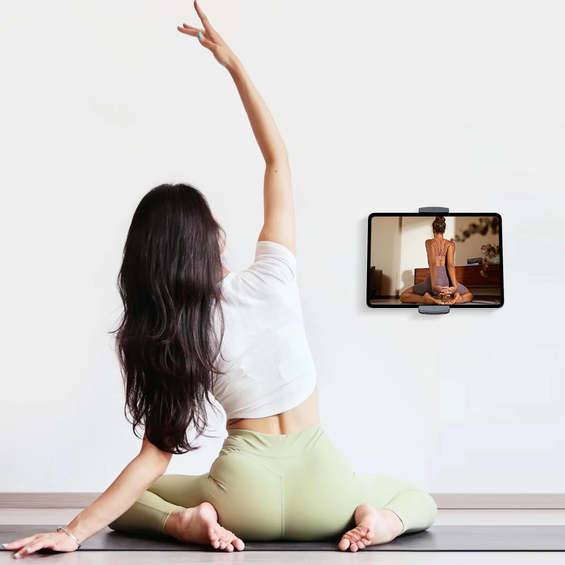 Aluminiowy składany uchwyt ścienny na tablet z regulowaną 360° podstawą obrotową do iPada Pro Air Mini, Galaxy Tab, tabletów 11.9-33.0 cm