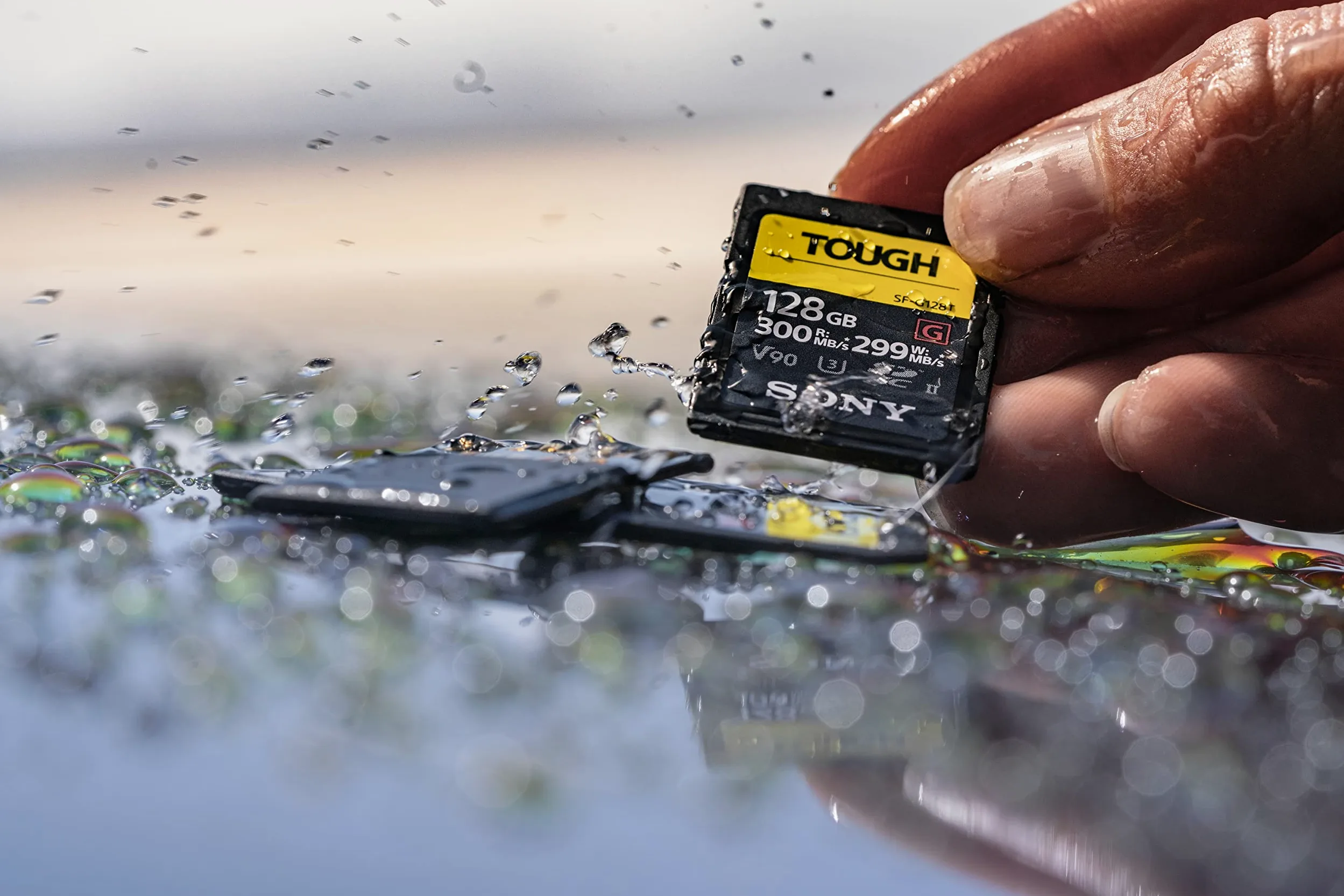 Sony Wytrzymała karta pamięci 256 GB serii SF-G