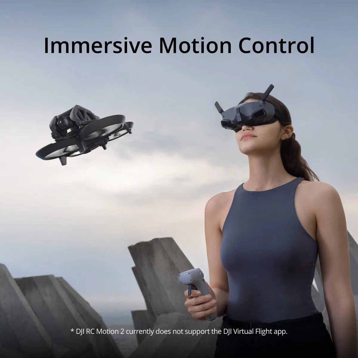 DJI RC Motion 2 – wciągający inteligentny kontroler, wielokierunkowa obsługa, wielofunkcyjne i intuicyjne akcesorium do drona do FPV