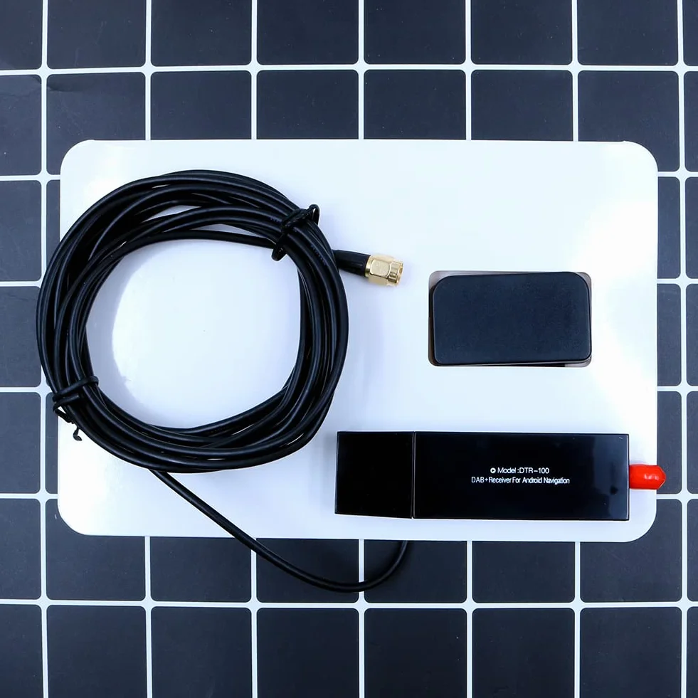 DollaTek Odbiornik radiowy DAB w antenie samochodowej adapter cyfrowy DAB + tuner box audio USB wzmocniona antena klamra dekodowanie odbioru radia dla Androida