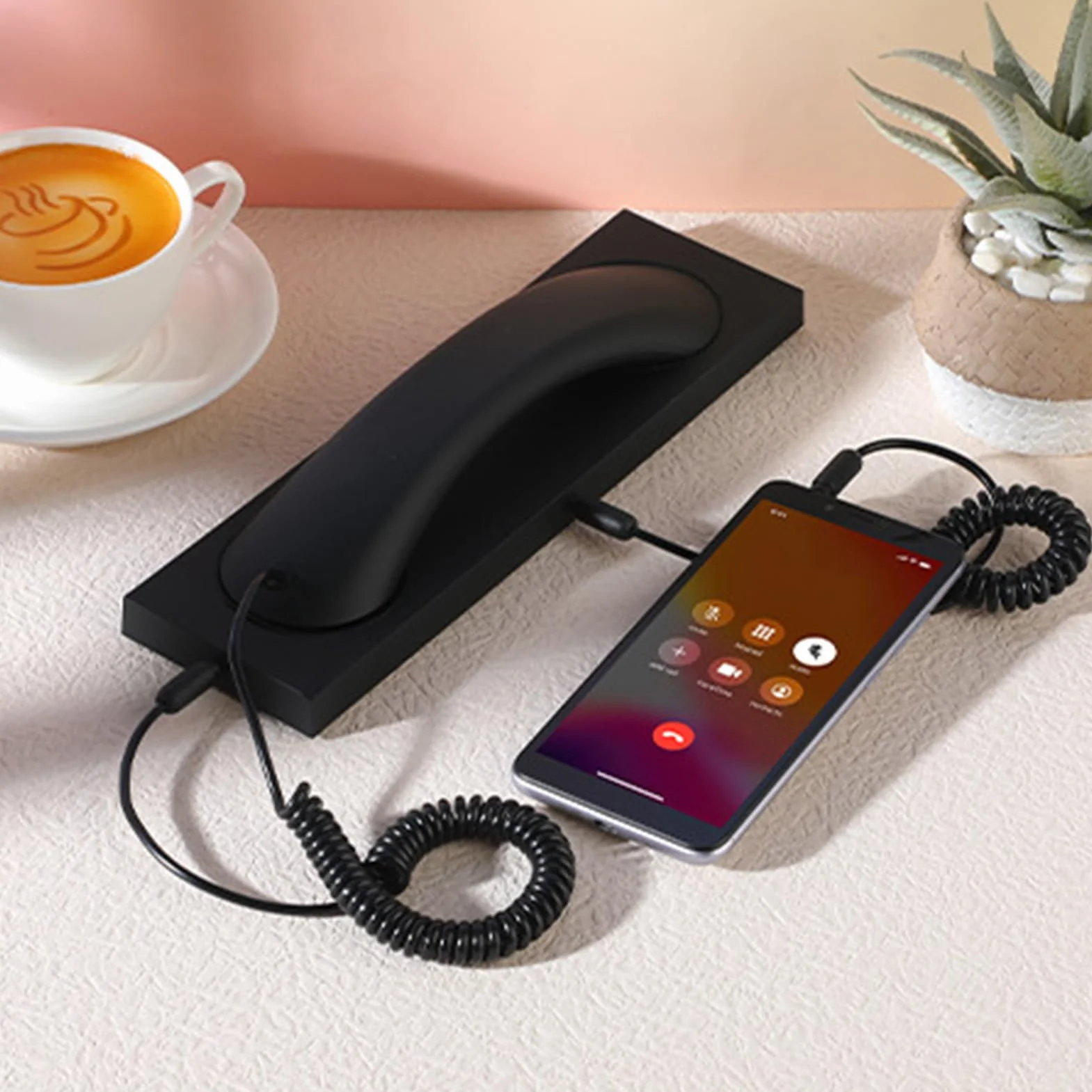 Słuchawka do telefonu retro – klasyczny odbiornik, komponent gniazda redukcyjnego do połączenia stacjonarnego, wtyczka jack 3,5 mm, akcesorium do jednostki ściennej, nostalgiczny przedmiot do pracy