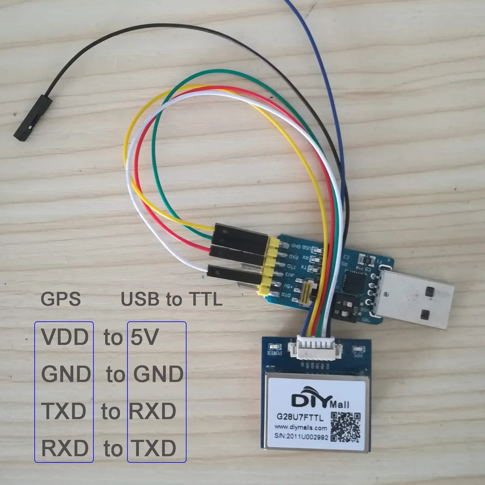 DIYmalls G28U7FTTL moduł odbiornika GPS 3.3V-5V z ceramiczną anteną NMEA-0183