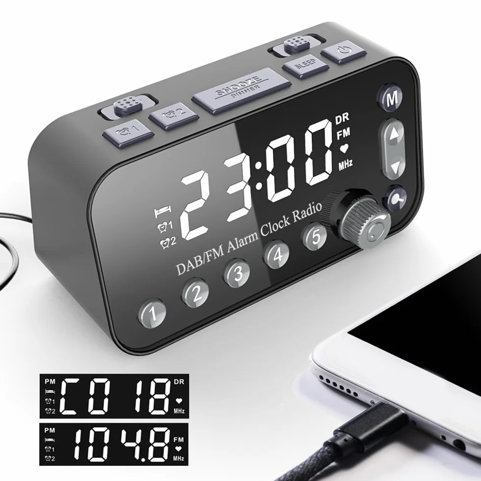 Radio Cyfrowy budzik Duży wyświetlacz LED 3,5 cala zasilany bateriami Regulowana głośność Radio Zegar FM/Dab z dwoma portami USB Podświetlany wyłącznik czasowy