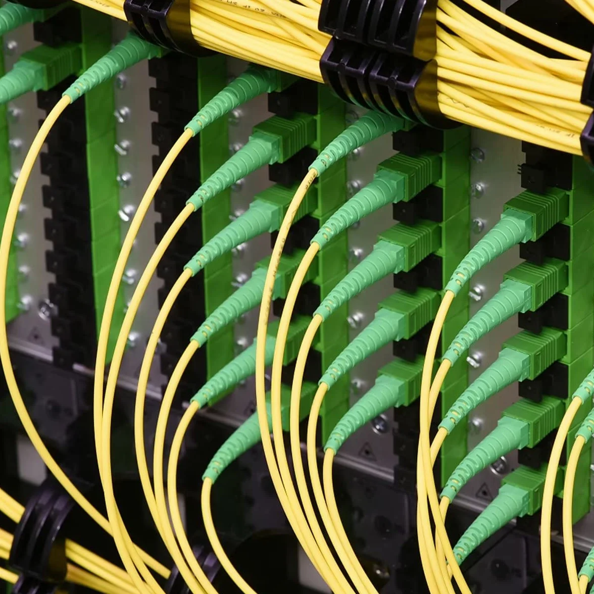 Kabel światłowodowy SC/APC do LC/APC OS2 Singlemode 9/125 μm LSZH FTTH 2 m